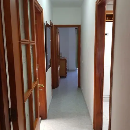 Casa Eduardo. Junto A Hospital De La Candelaria *