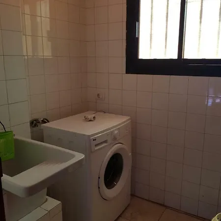 Holiday home Casa Eduardo. Junto A Hospital De La Candelaria Santa Cruz de Tenerife